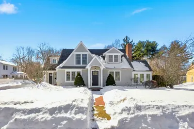 10 Meadow Brook Ln 1