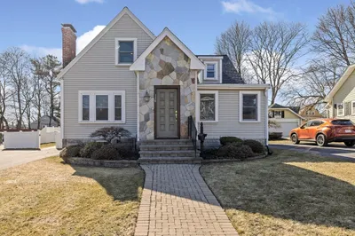 130 Crafts St #130 1