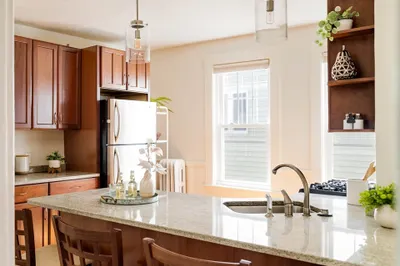 62 Cameron Ave #3