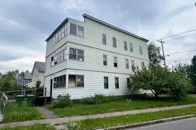 189 Montgomery St 1