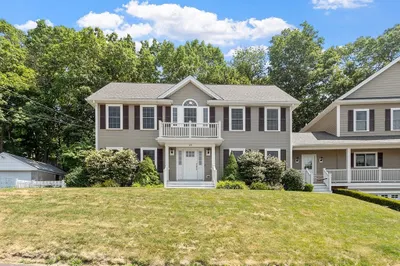 18 Sonrel St #18