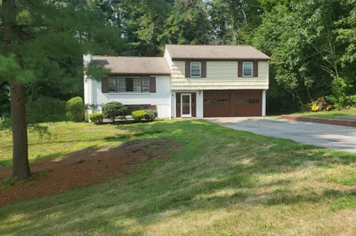 1 Hunter Dr 1