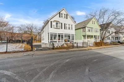 172-174 Franklin St 1