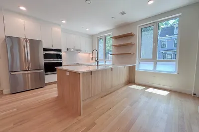 213 Harvard Street #3