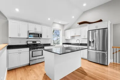 6 Peter Parley Rd #3 1
