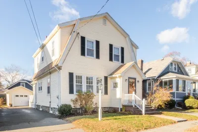 26 Hazel St