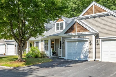 17 Canterbury Way #17 1