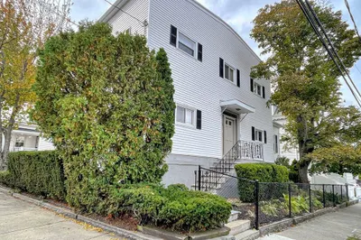 36 Sagamore St 1