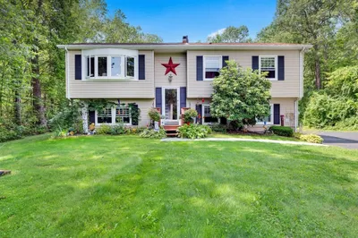150 Osborne Rd 1