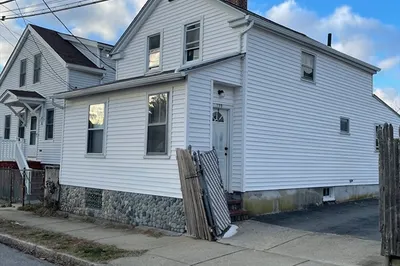 199 Smith St 1