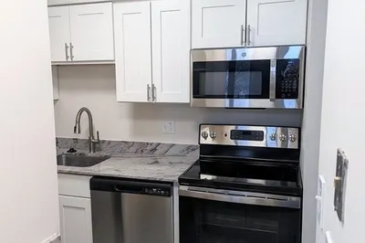 17 Florence St #1