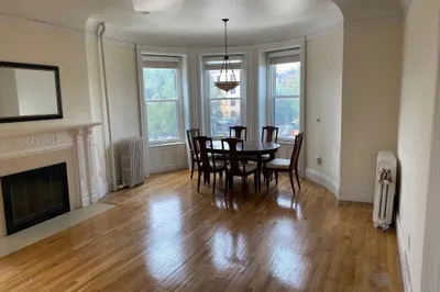 366 Commonwealth Ave #3G