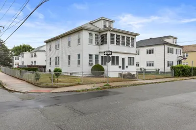 62-64 Billings Ave