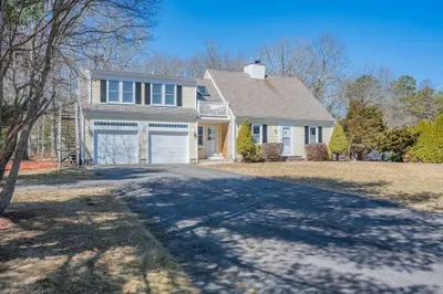 47 Redberry Ln
