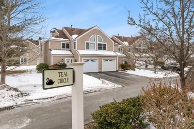 29 Teal Cir #29 1