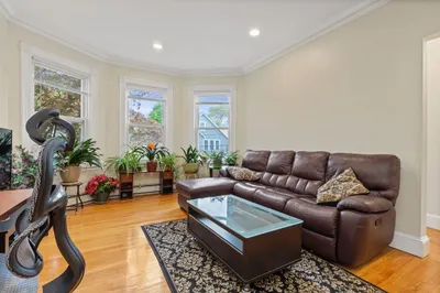 118 Franklin St #2