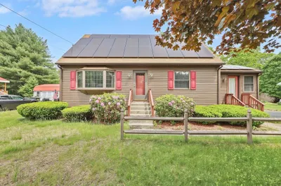 24 Sylvia St 1