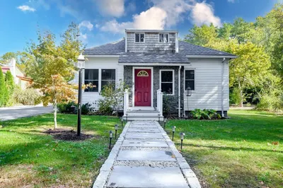 5 Hermitage Rd 1