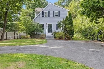 52-a Cottage Street 1