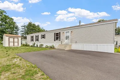 519 East River Street #23 1