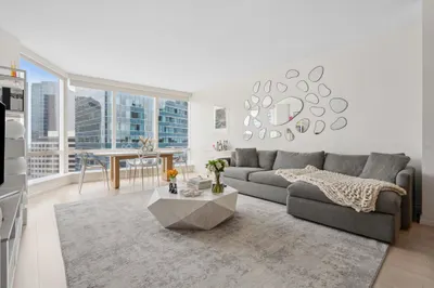 1 Franklin St #2507