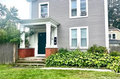 25 Eames St