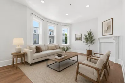 151 L St #2