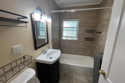 132 Wood Ave #2