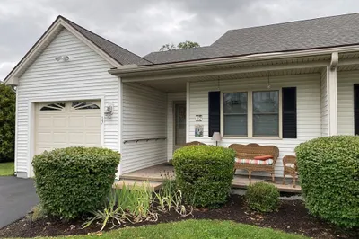 17 Silver Crest Cir #17