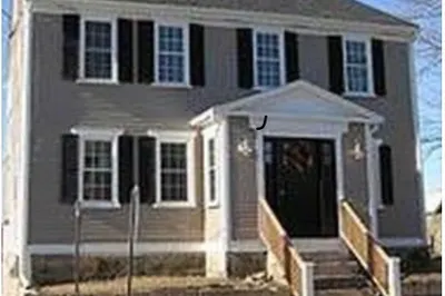 16 Middle St 1