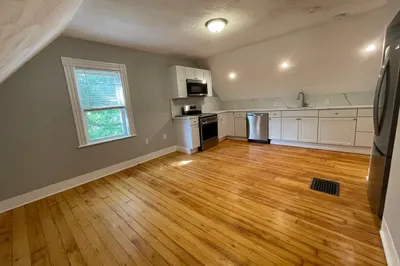 35 Cameron Ave #3