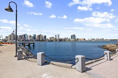 7 Lisbon St #201