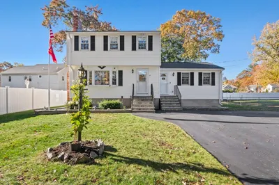 27 Fairview Avenue