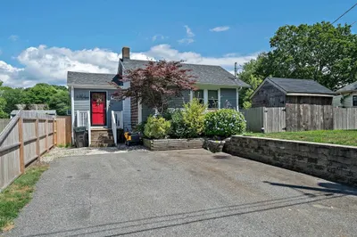 38 Mildred Ave