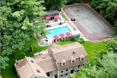 100 Arlene Dr 1