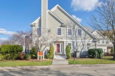 919 Hampton Way #919