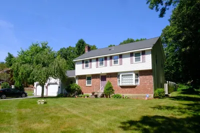 322 Framingham Rd