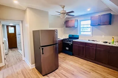 25 Coburn St #3