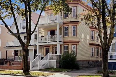 49 Pleasant St #1 1