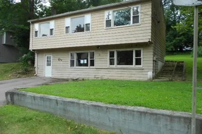 60 Freeman St