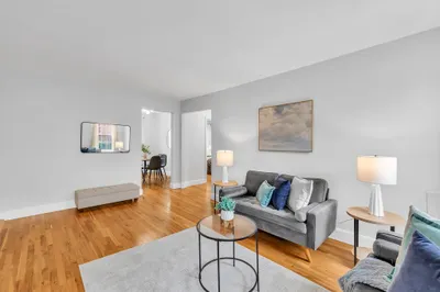 21 Englewood Ave #2 1