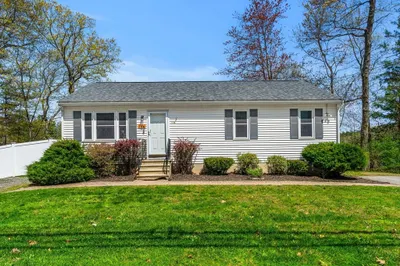 126 Sandy Pond Rd