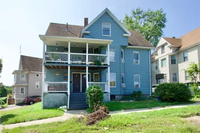 4-6 Wolcott St