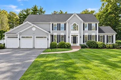 25 Philips Farm Rd 1