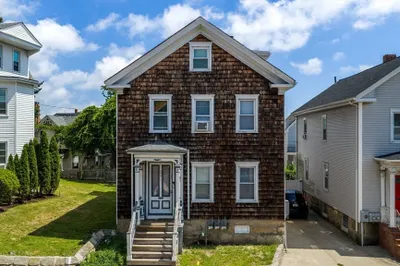 304 County St 1