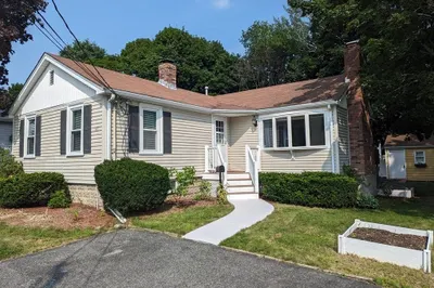 47 Hibiscus Ave 1