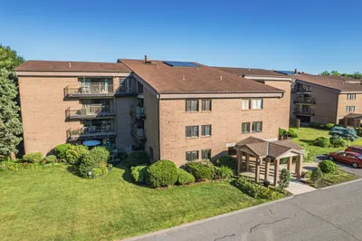 4 Ledgewood Way #11