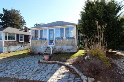 17 Captain Dunbar Rd #17 1