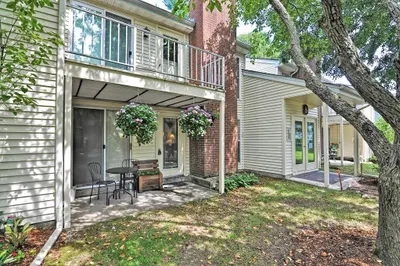 8 Walden Drive #13 1
