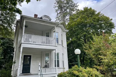32 Kendrick Pl 1